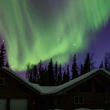 Riverside Log Cabin On-Site Aurora Viewing! North Pole 외부 사진